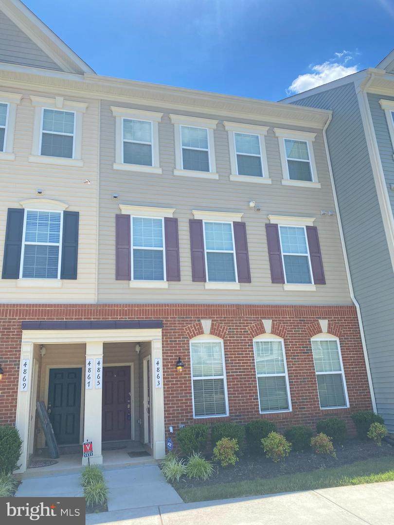 4865 Dane Ridge Circle - Photo 1