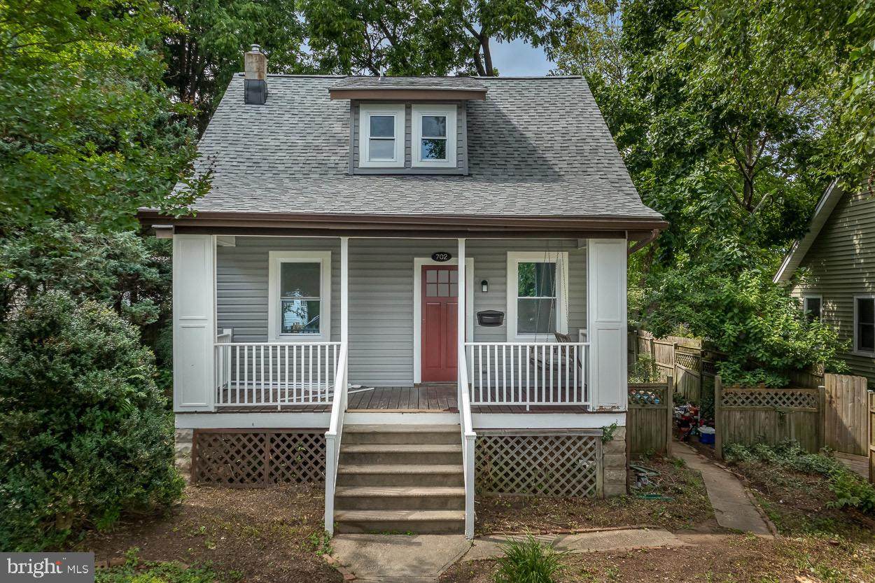 702 Gittings Avenue - Photo 1