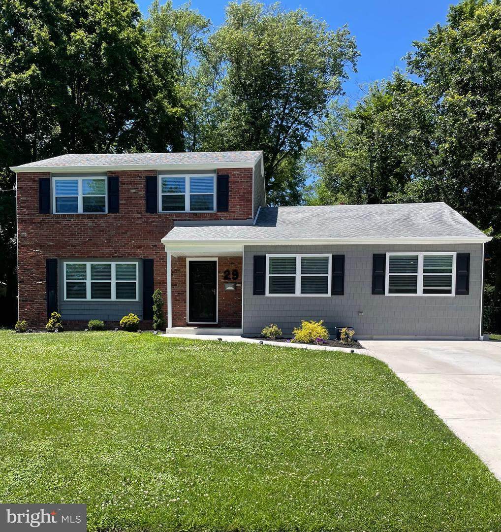 29 Red Leaf Road - Photo 1