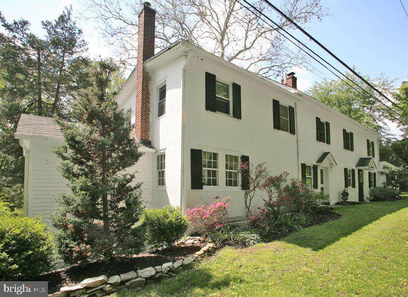 1385 Chinquapin Road - Photo 1