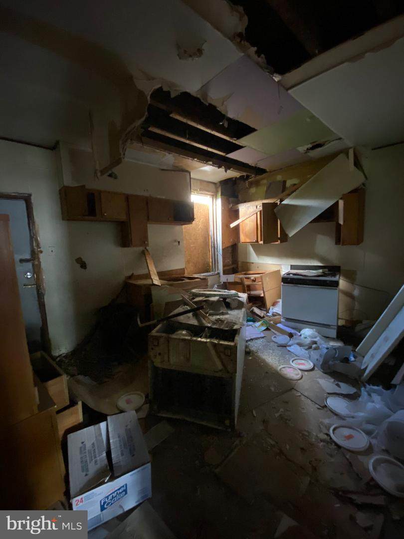 904 York Street - Photo 1