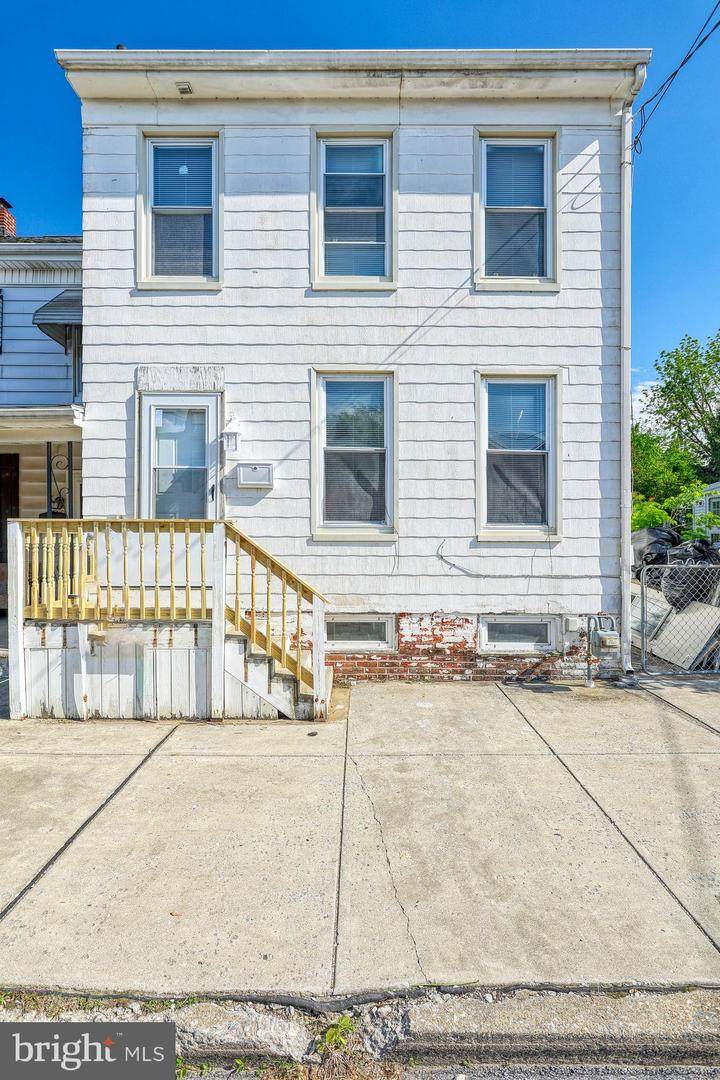 1138 Philadelphia Street - Photo 1