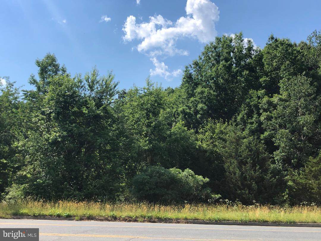 40 Commerce Parkway - Photo 1