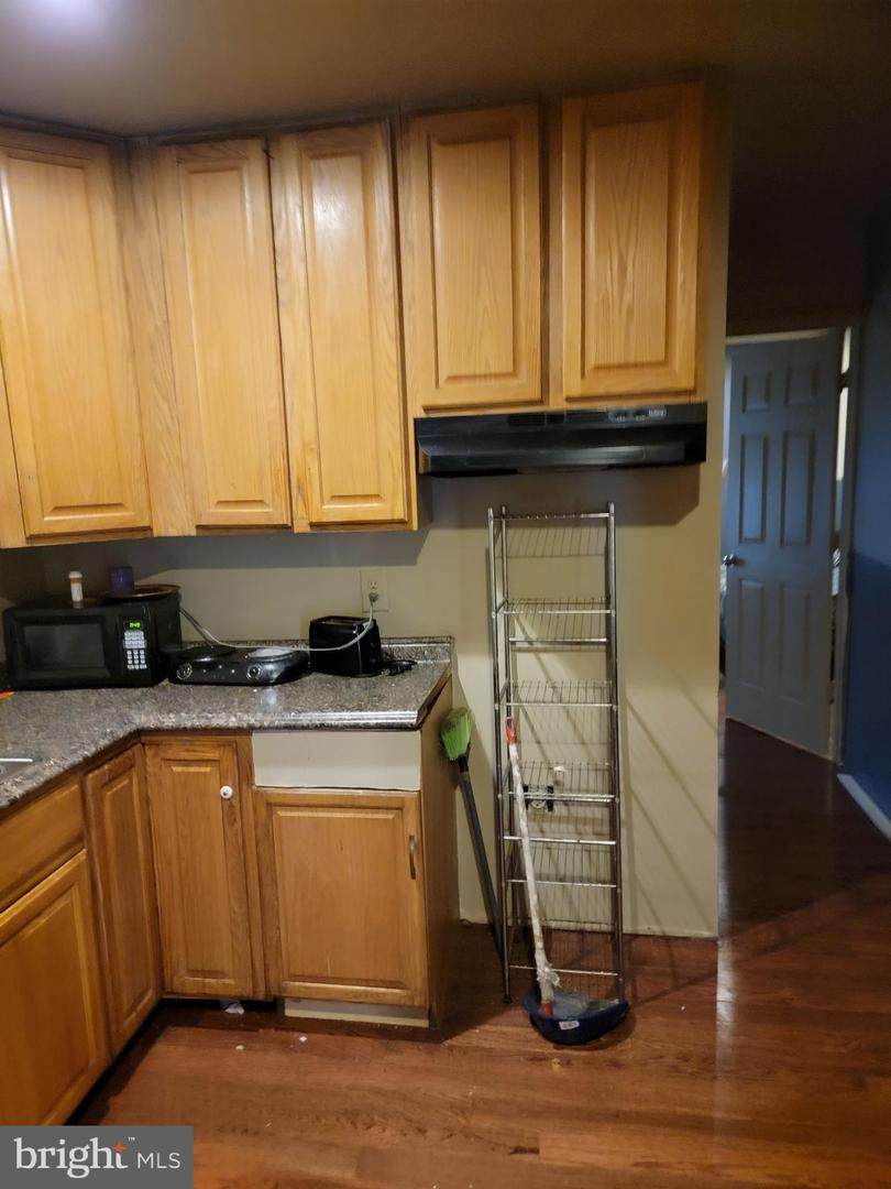 3412 E Street - Photo 1