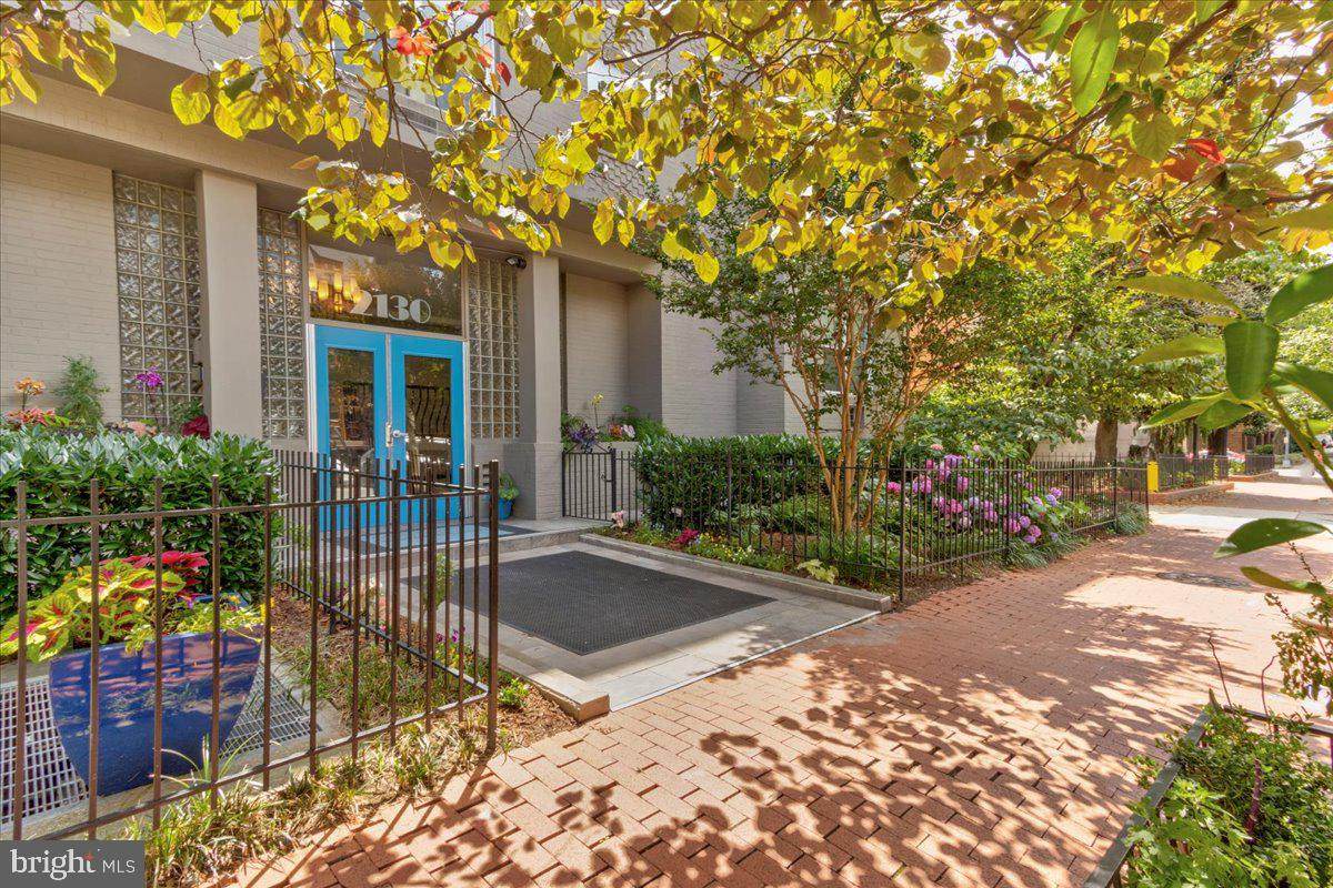 2130 N Street - Photo 1