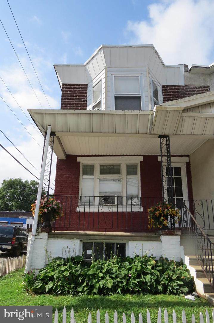 1600 Louden Street - Photo 1