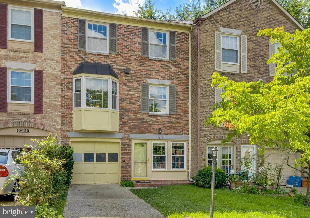 10922 Pebble Run Drive - Photo 1