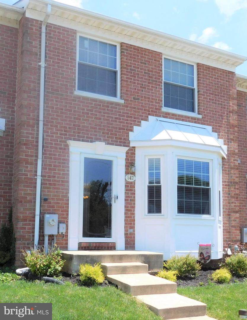 547 Doefield Court - Photo 1