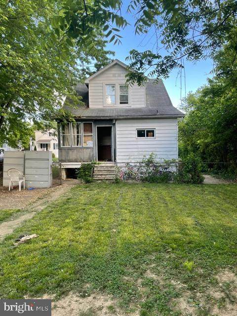 5926 Glenoak Avenue - Photo 1
