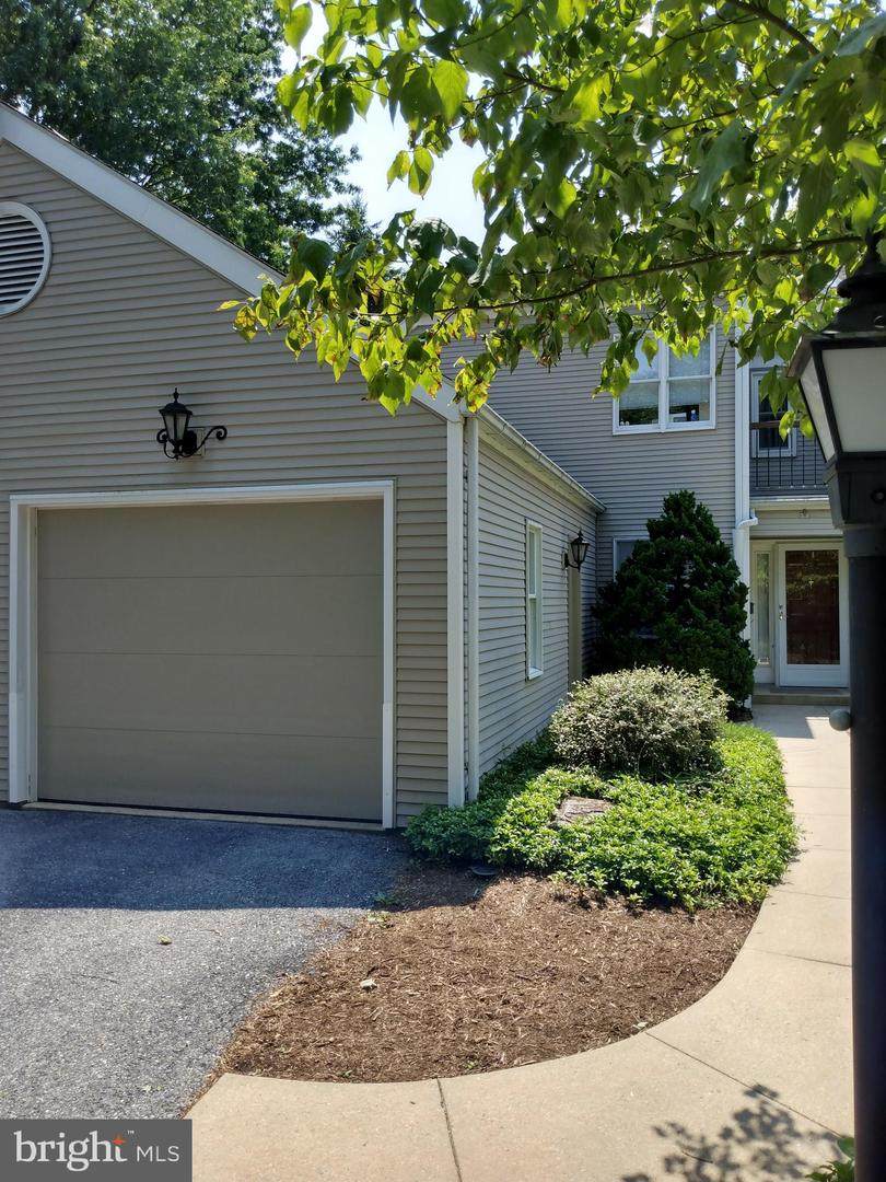 1332 Woodland Street - Photo 1