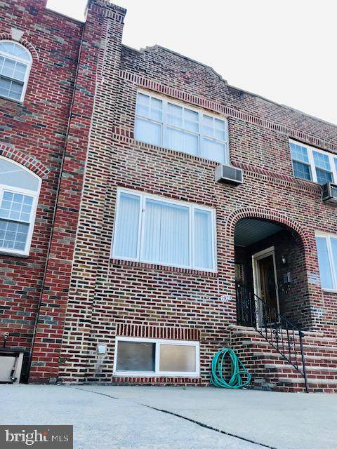 2921 Juniper Street - Photo 1