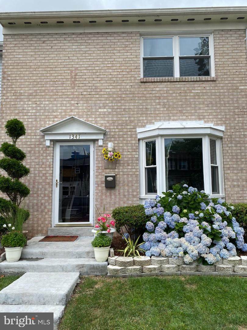 1341 Redbud Court - Photo 1
