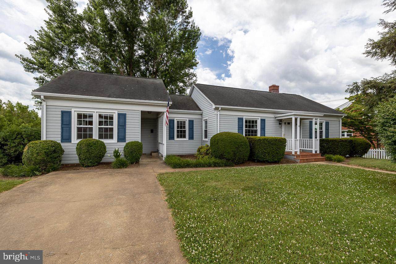 4 Terrace Lane - Photo 1