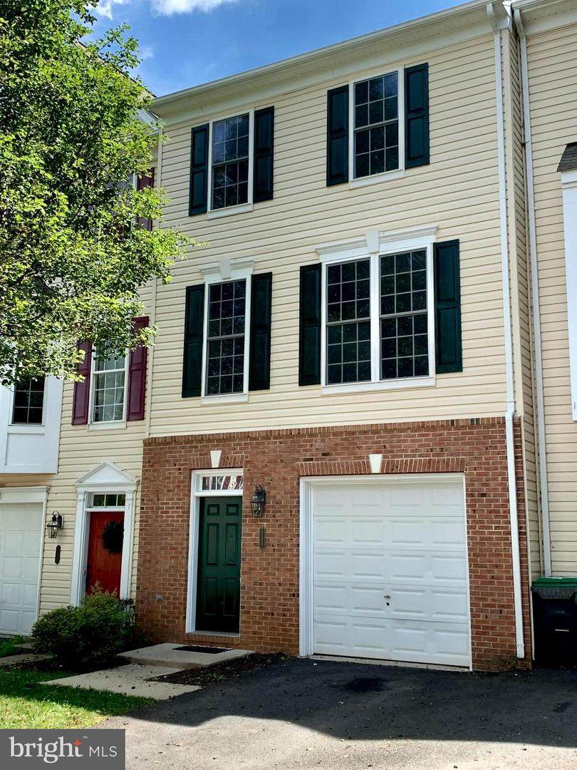 839 Fairview Village Court - Photo 1
