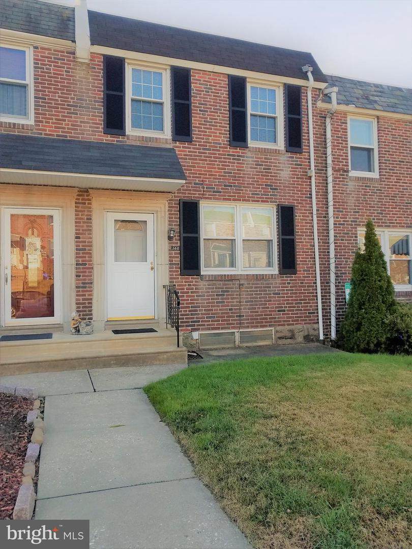 160 Osborne Street - Photo 1