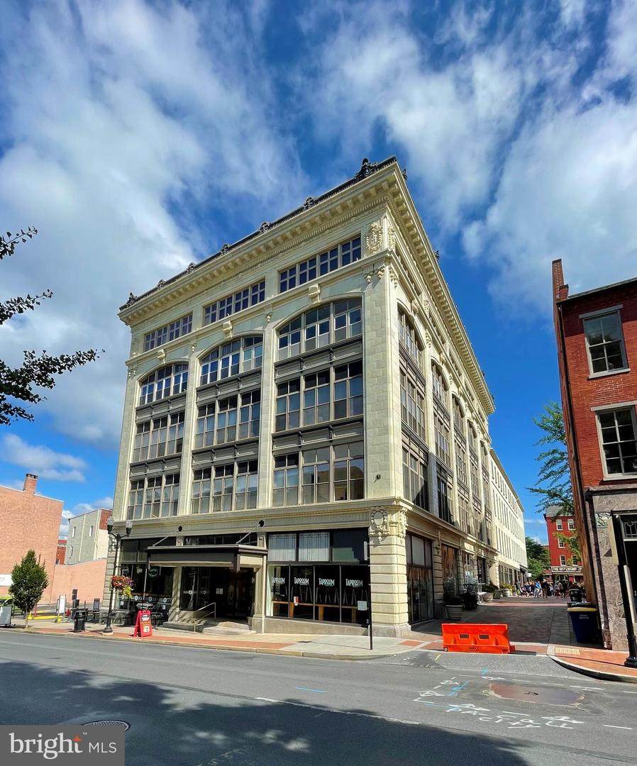 10 Market Street - Photo 1