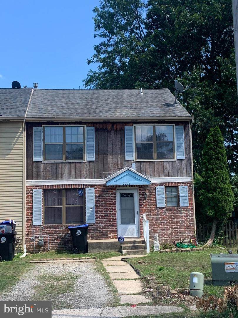 2274 Albert Court - Photo 1