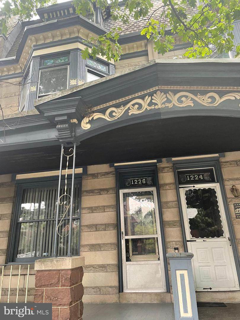 1226 Eckert Avenue - Photo 1