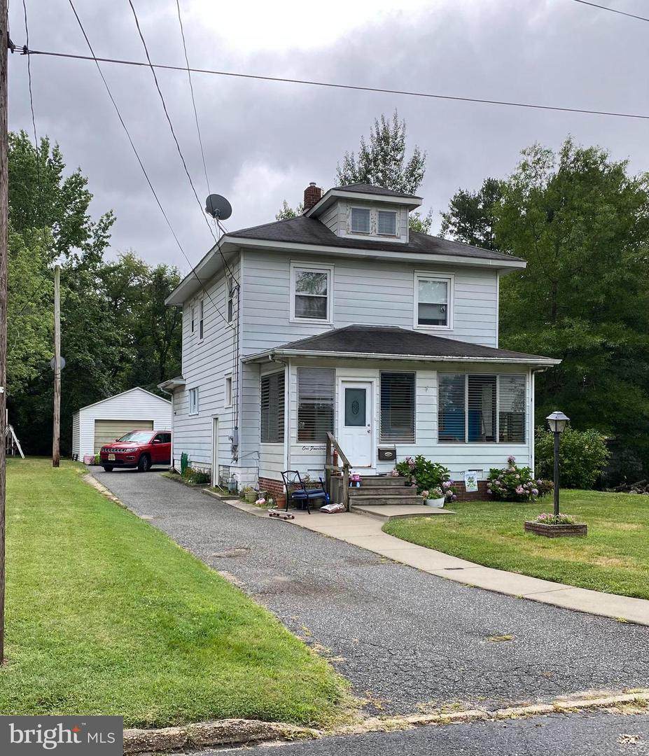 114 Grand Street - Photo 1