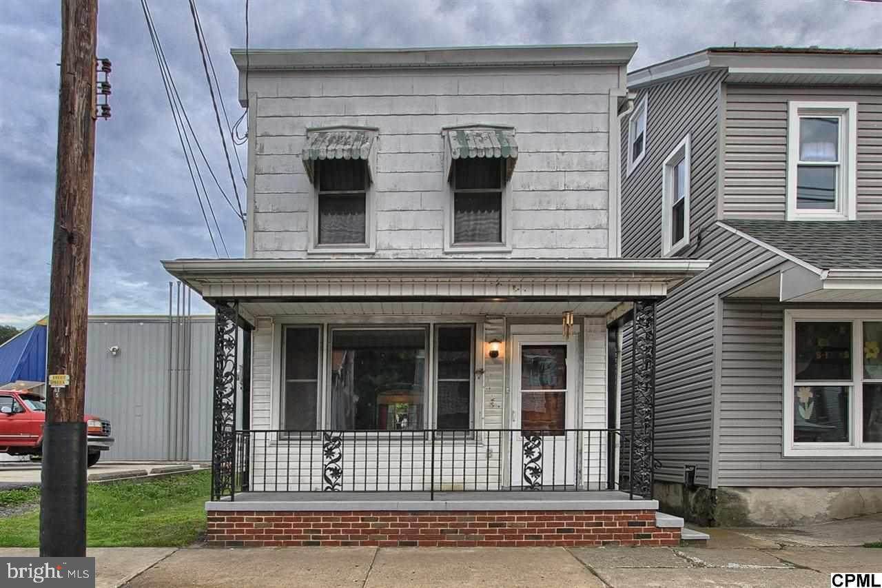 636 Main Street - Photo 1