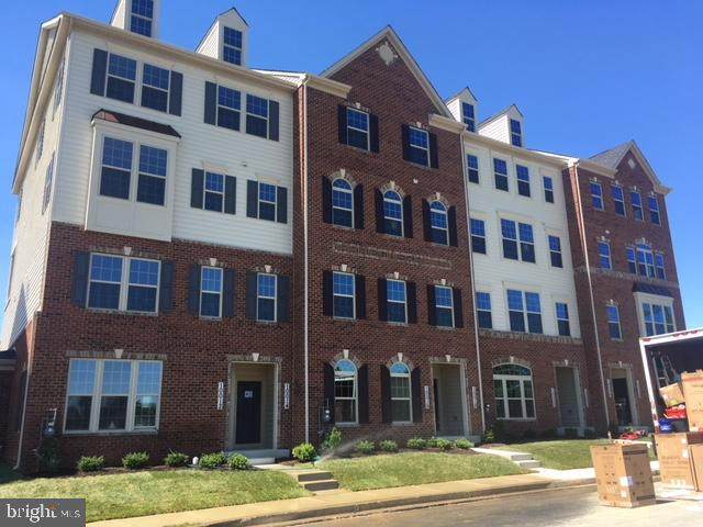 10016 Beerse Street - Photo 1