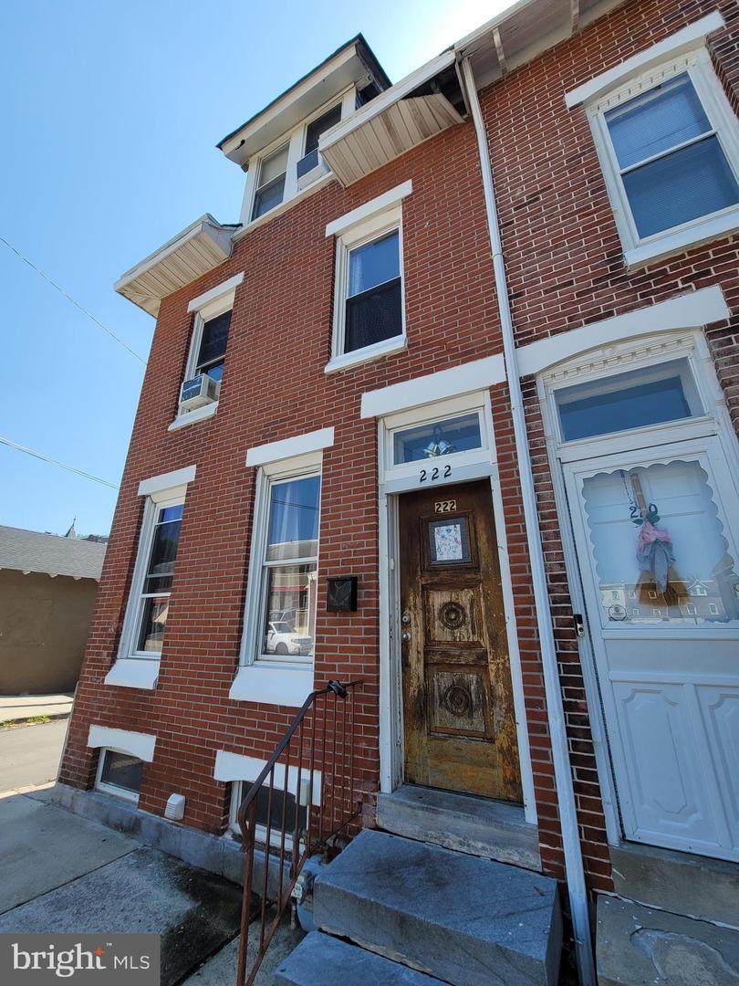 222 Knox Street - Photo 1
