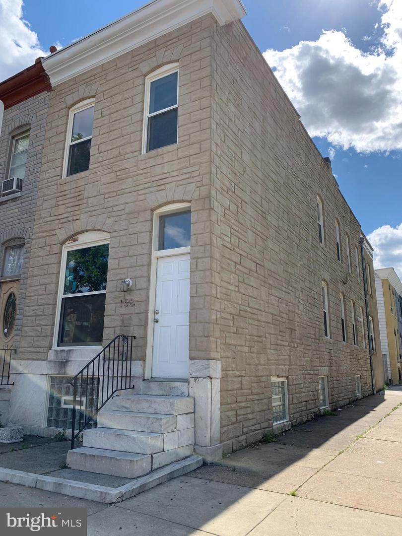 156 Kenwood Avenue - Photo 1