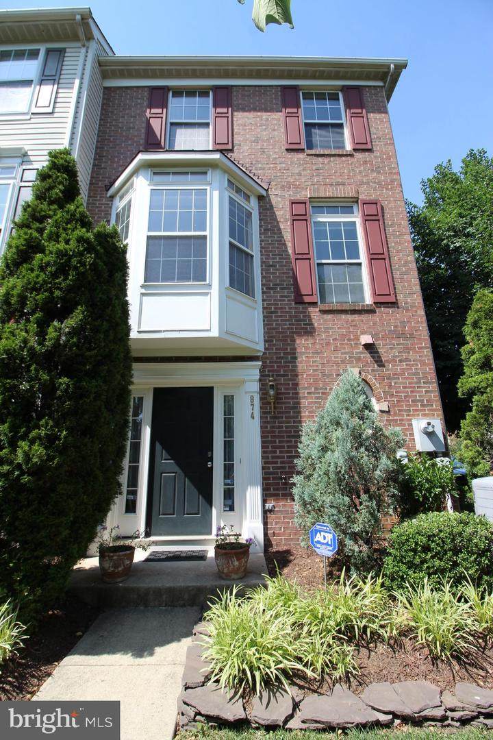 974 Harrison Circle - Photo 1