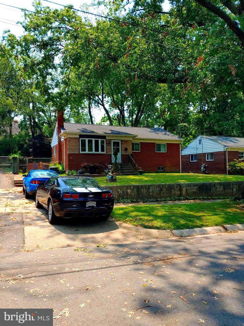 9913 Light Drive - Photo 1