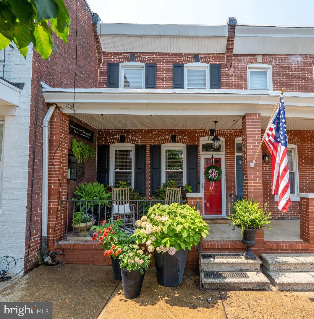 817 Dupont Street - Photo 1