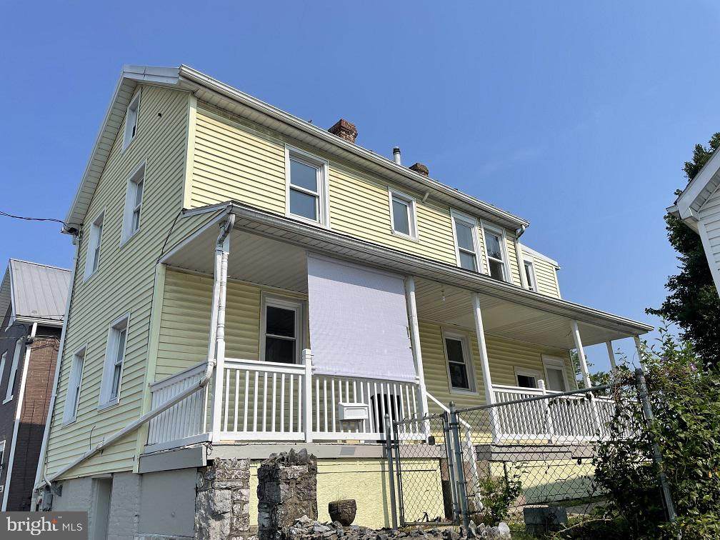 441 East Washington - Photo 1