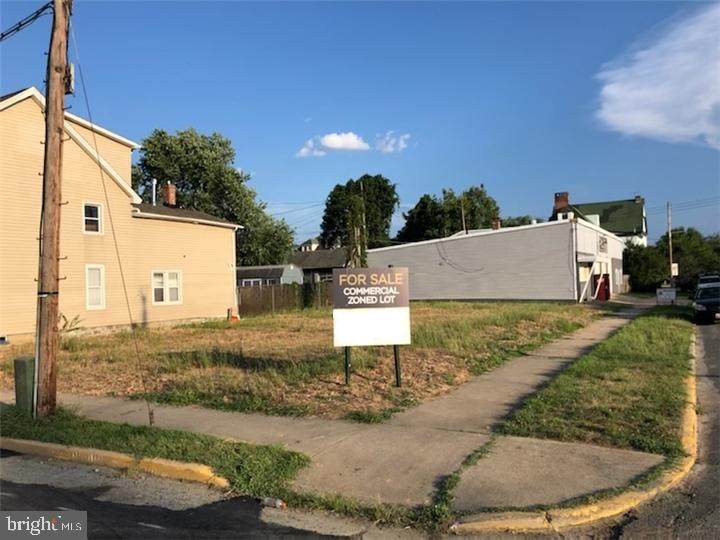 321 Adams Street - Photo 1