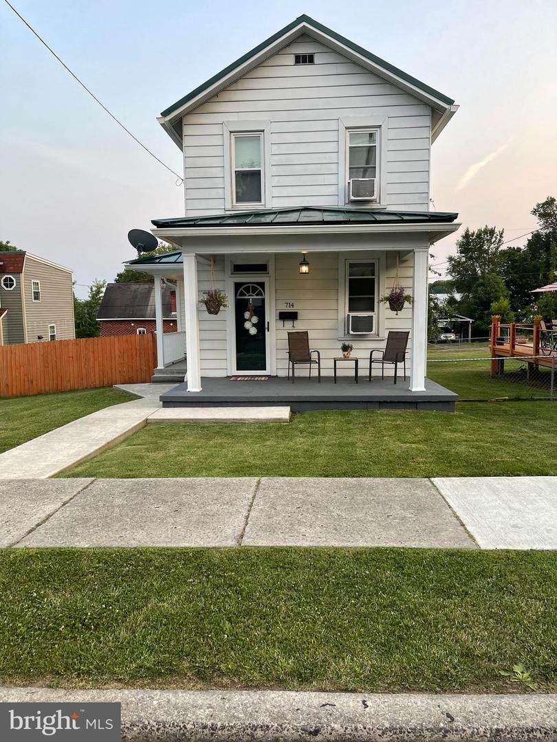 714 Sylvan Avenue - Photo 1