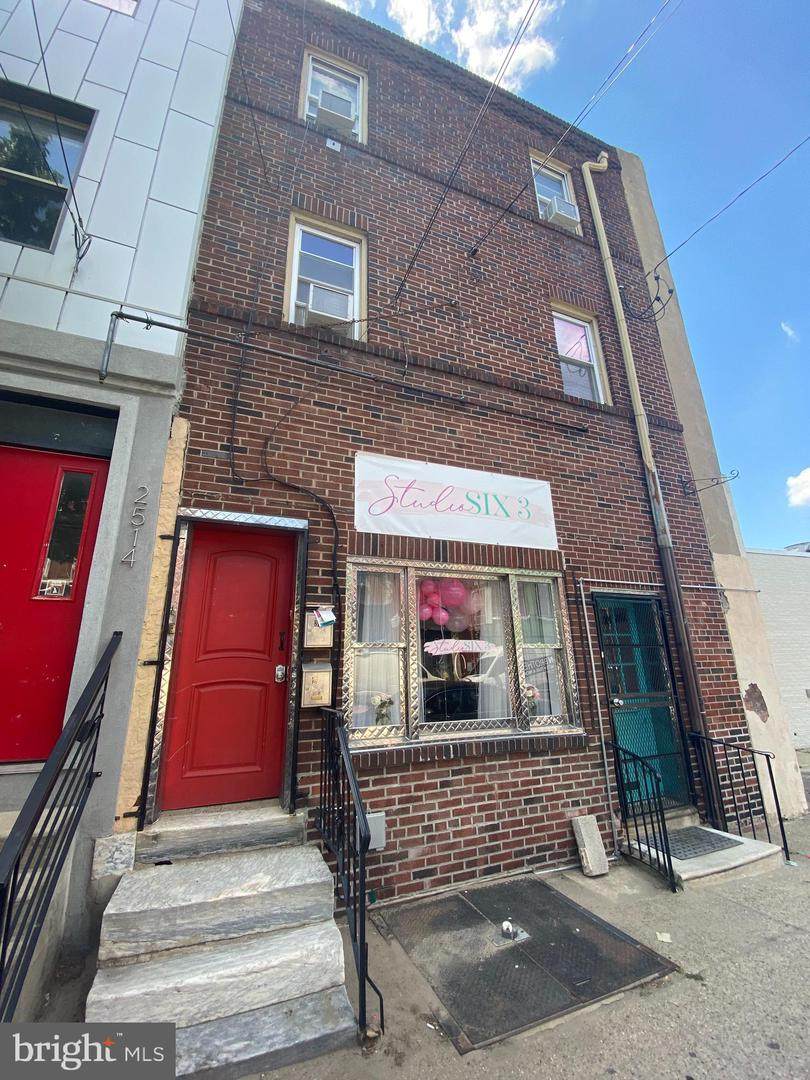 2516 Frankford Avenue - Photo 1