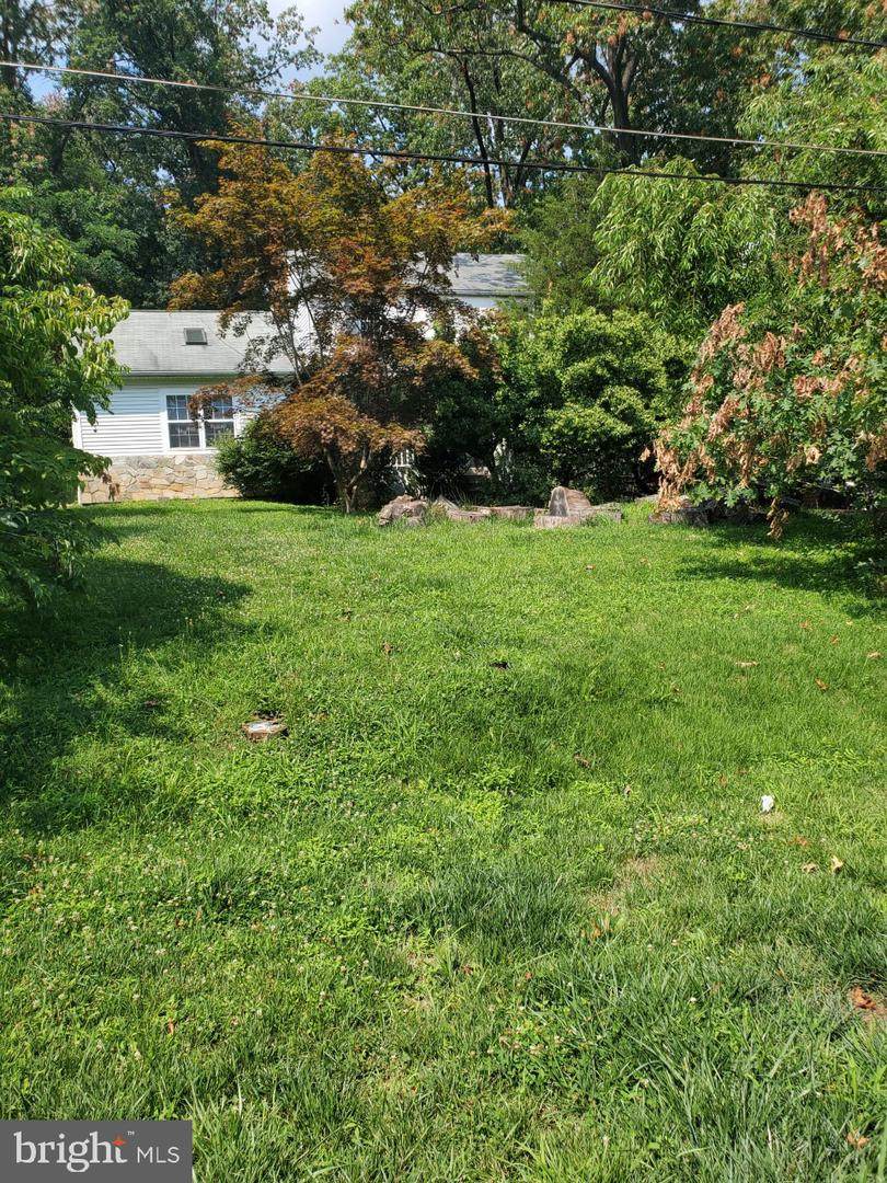 1520 Foster Road - Photo 1
