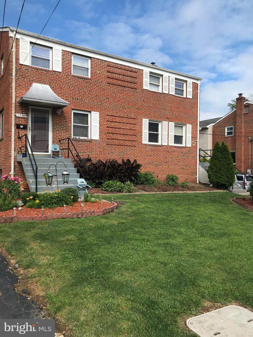 1737 Edison Street - Photo 1