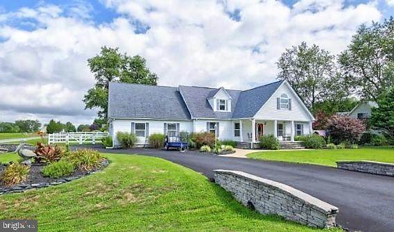 5 Falcon Crest Drive - Photo 1