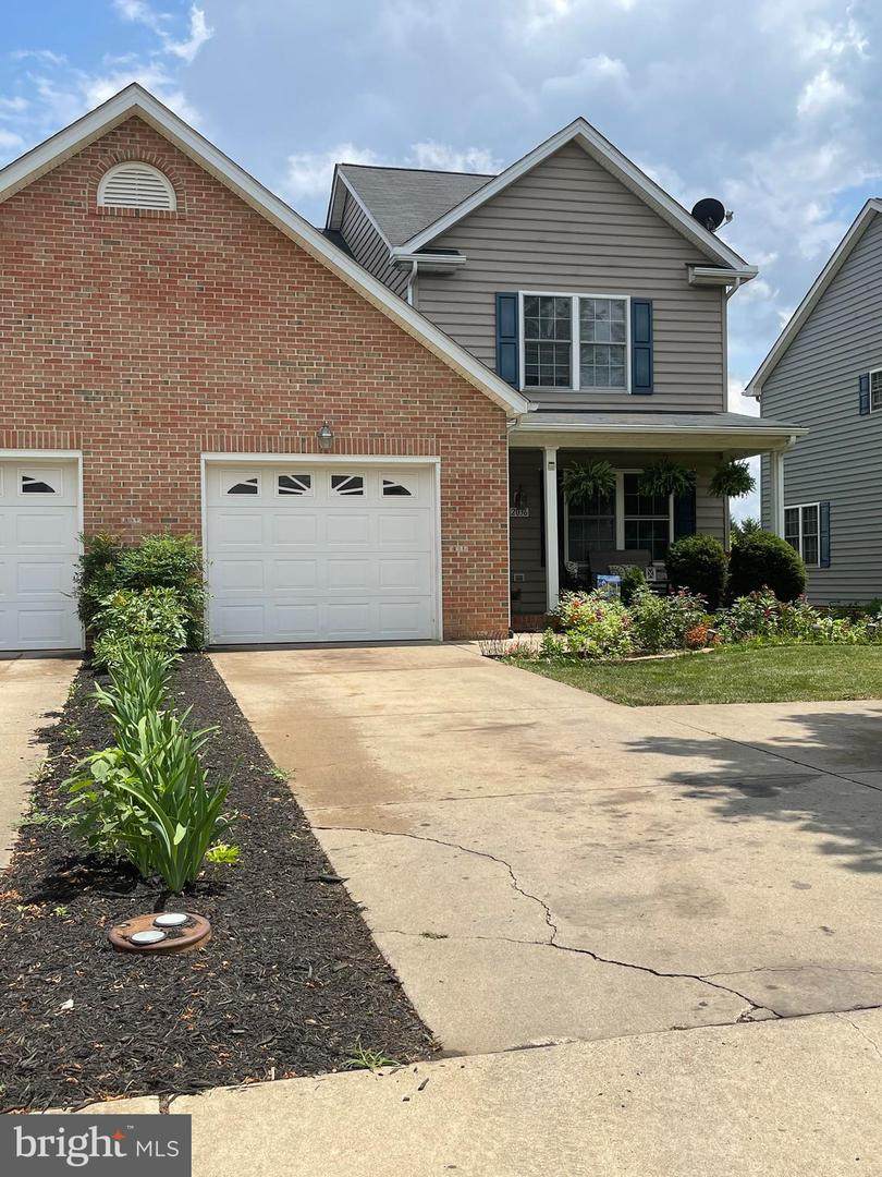 2036 Stoneleigh Drive - Photo 1