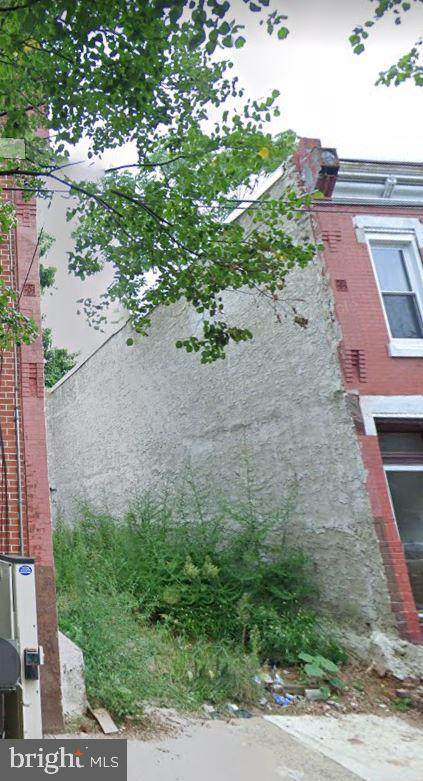 2520 11TH Street - Photo 1