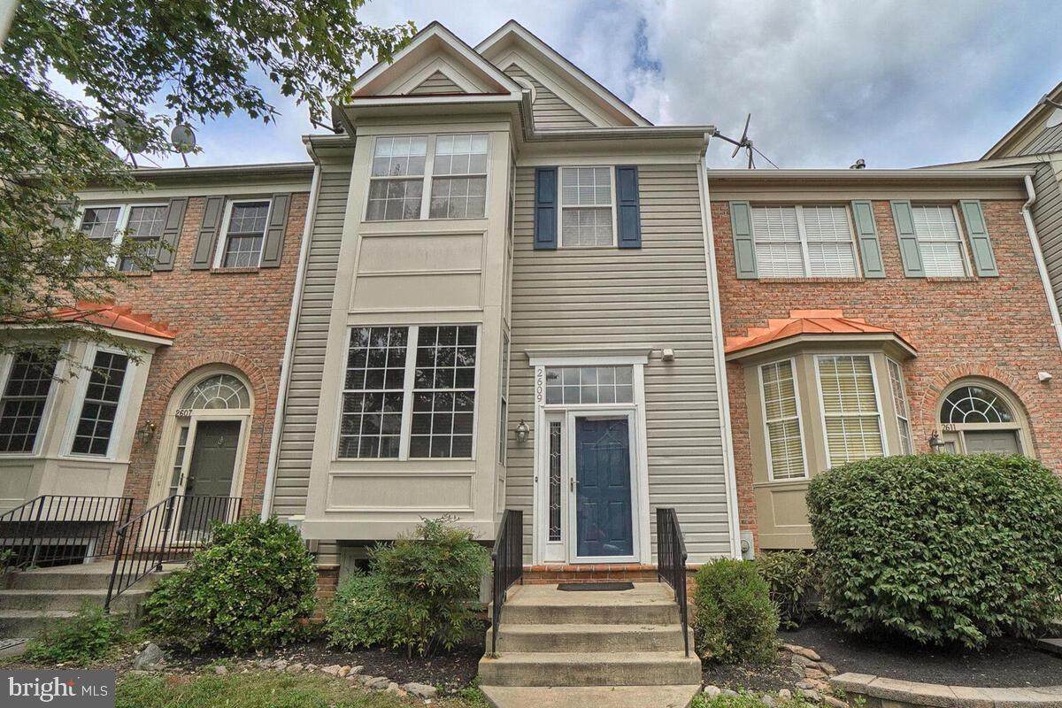 2609 Caulfield Court - Photo 1