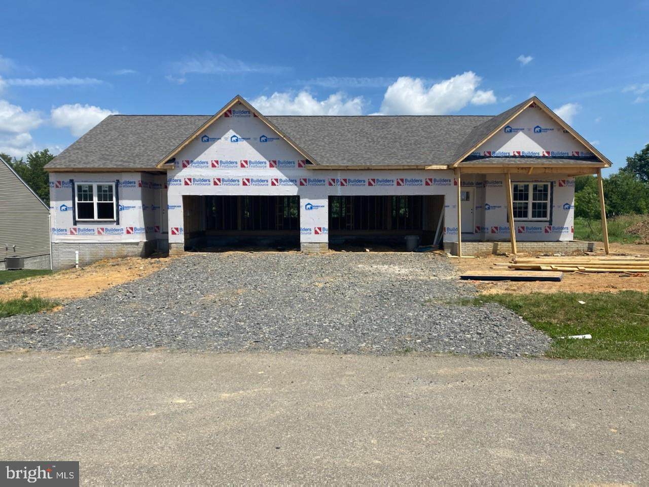 13898 Patriot Way - Photo 1