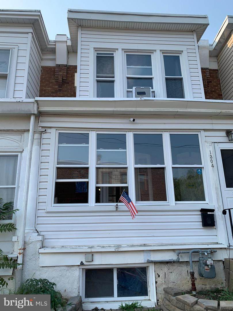 1304 10TH Street - Photo 1