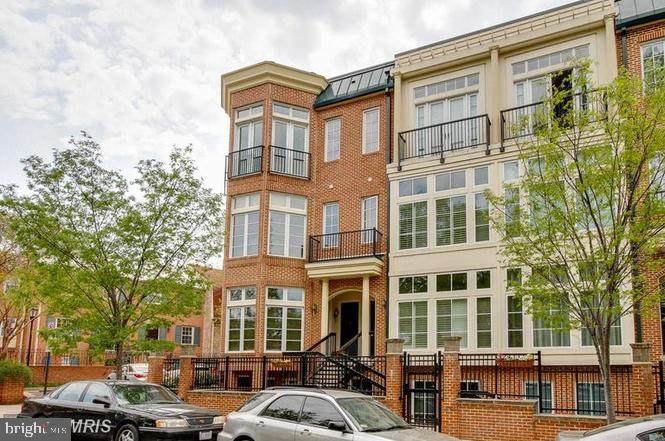 2200 17TH Street - Photo 1