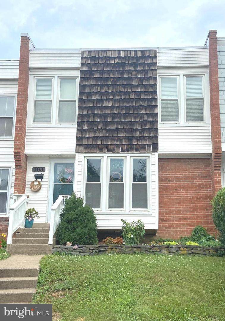 303 Shenandoah Street - Photo 1