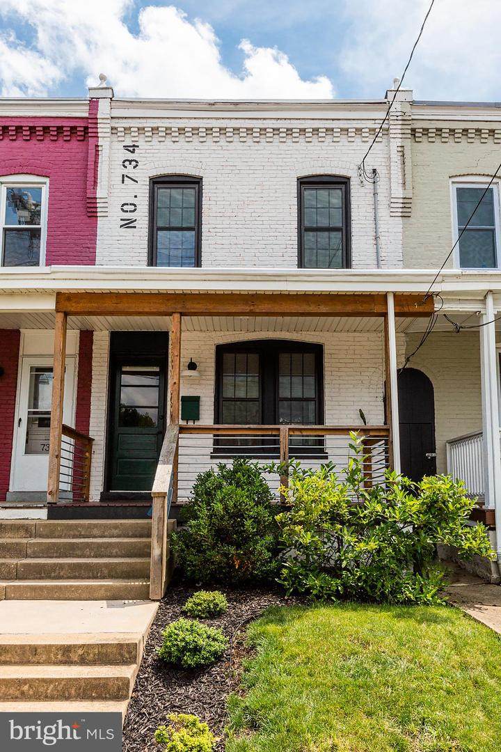 734 Walnut Street - Photo 1