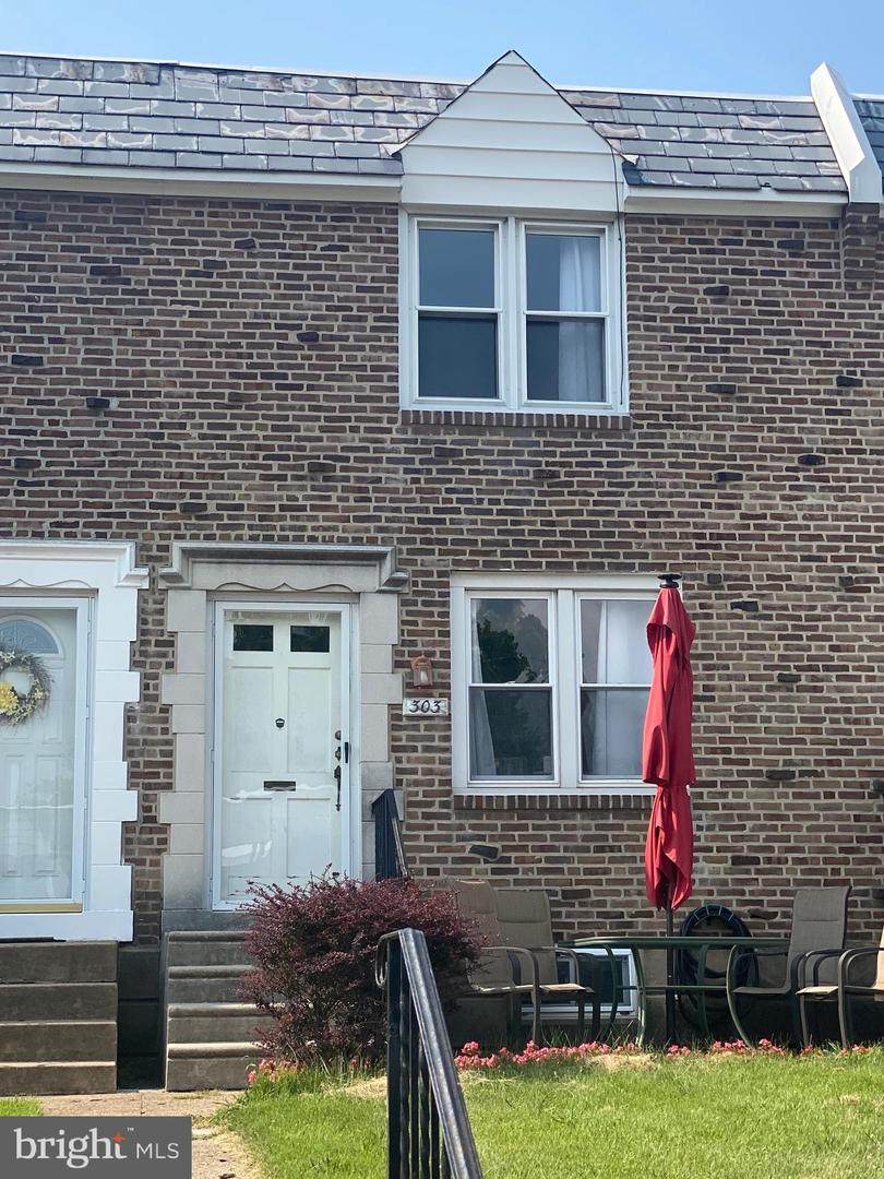 303 Spruce Street - Photo 1