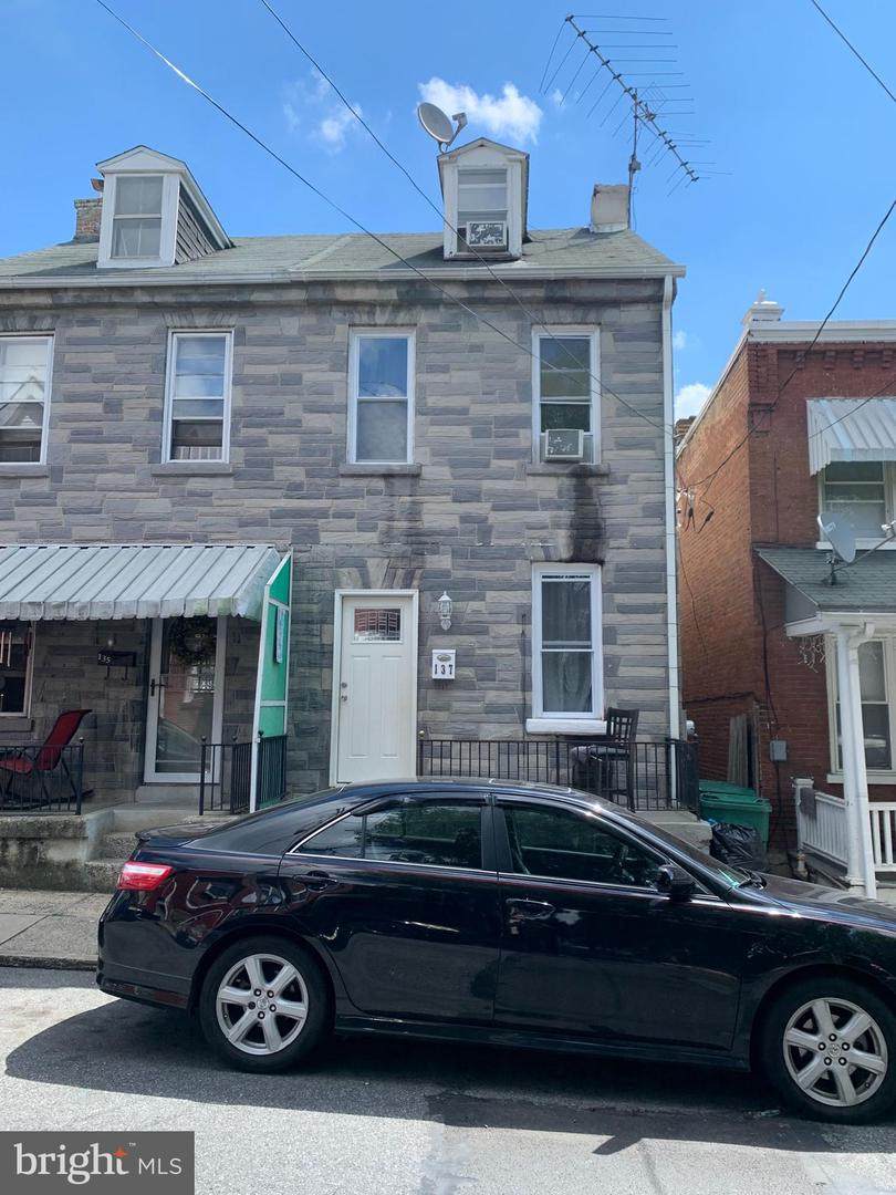 137 Old Dorwart Street - Photo 1