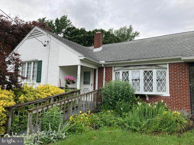 587 Jackson Street - Photo 1