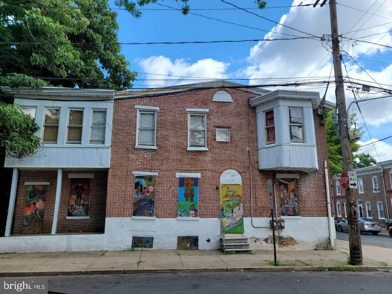 529 9TH Street - Photo 1