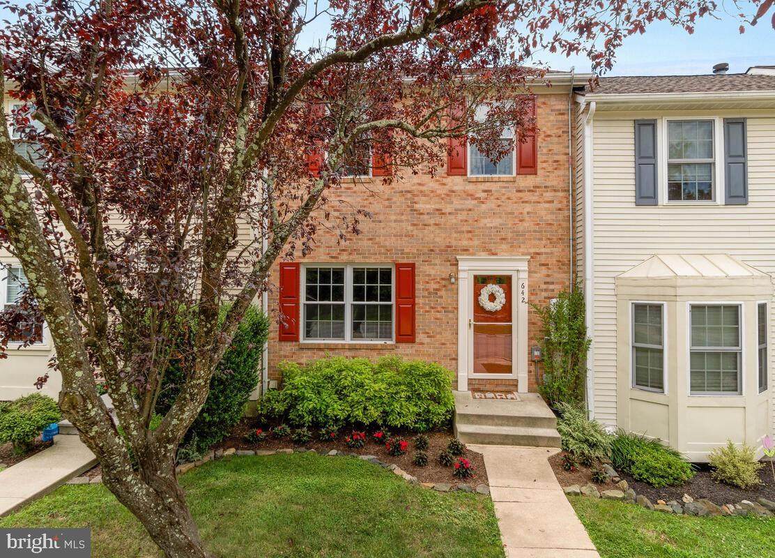 642 Marianne Lane - Photo 1